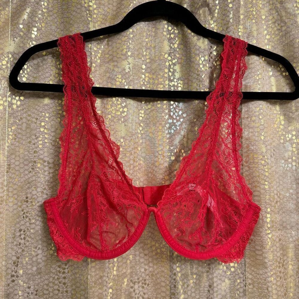 Urban Outfitters Out From Under Red Lace Underwire Budapest Love Bra 34C
